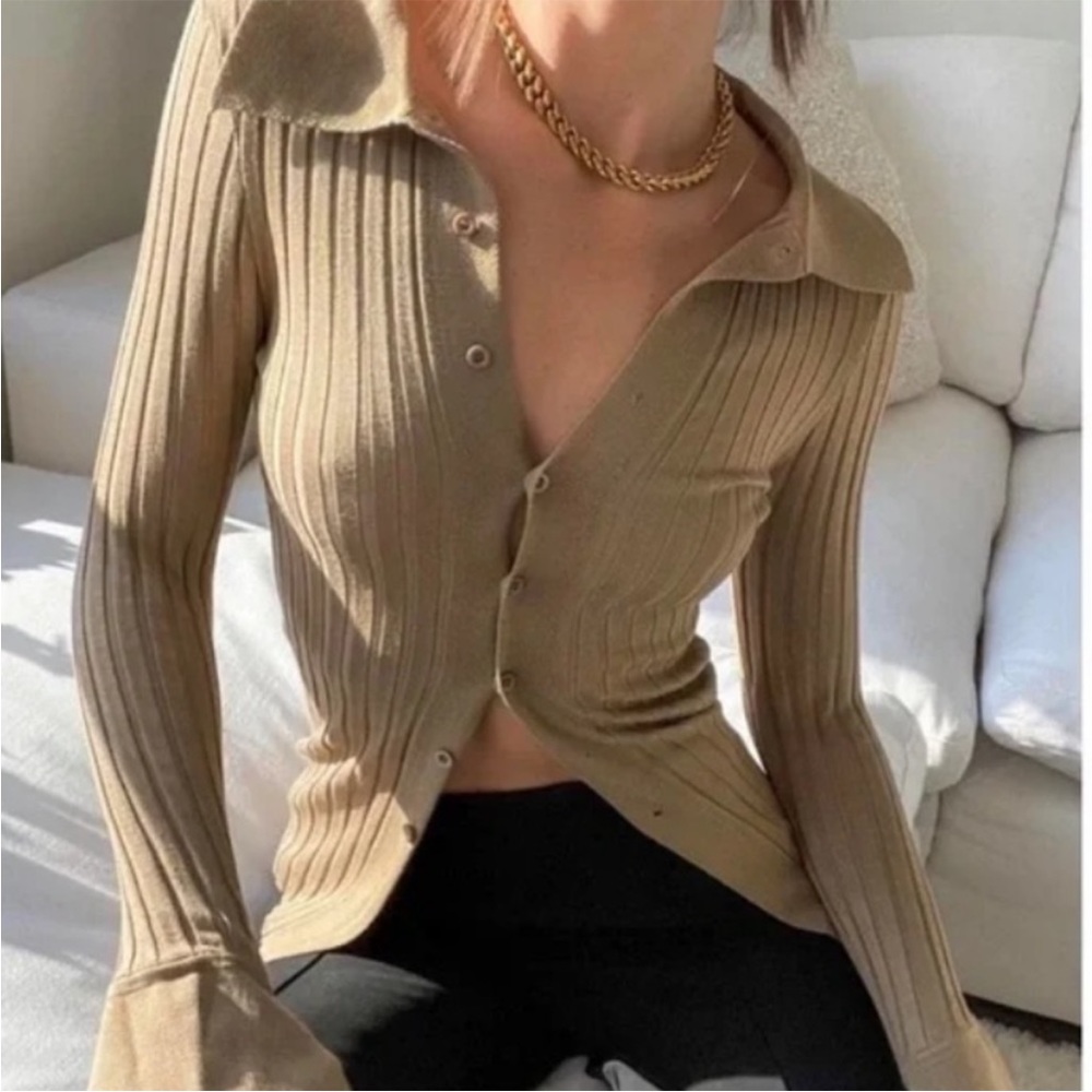 Rumored NYC Button Down Beige/Taupe Cardigan Small